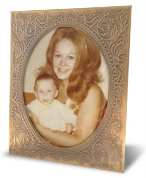 Robynne and Mom pictured together